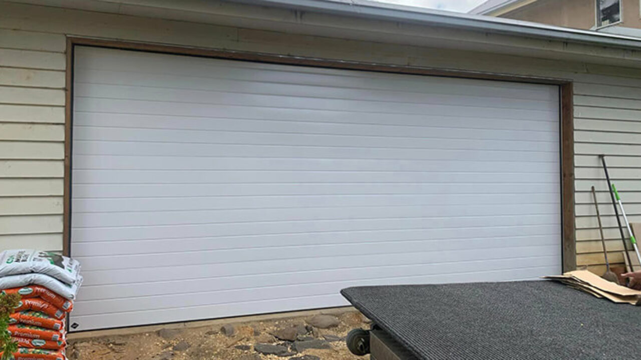 What Is the Average Standard Garage Door Size?